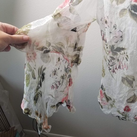 Viola Borghi / S / Floral Shear Back Blouse - Picture 4 of 4